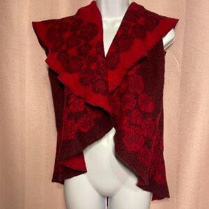 Chic Red Floral cashmere Vest